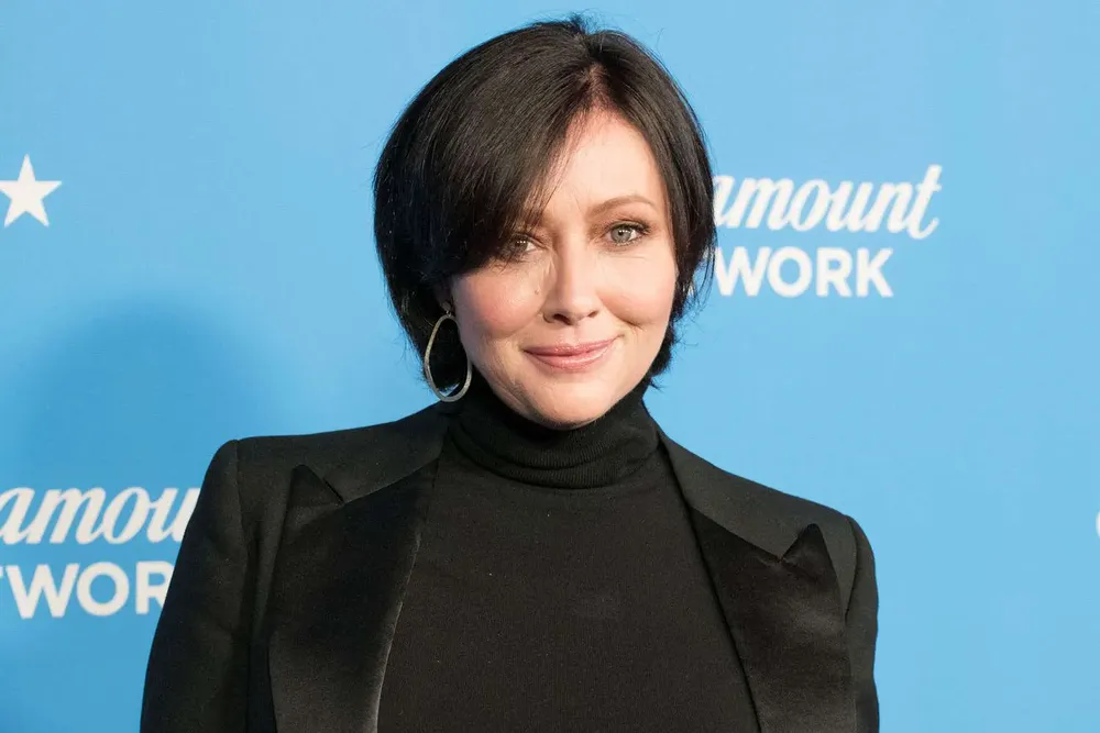 shannen-doherty-e0ec4fdfe63c4f5d960645f4ebf3c027