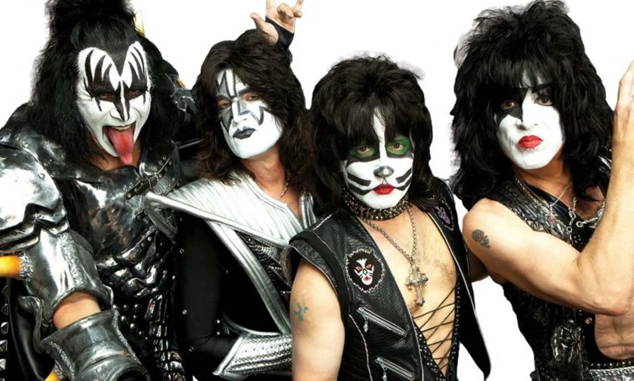 El-emblematico-logo-de-Kiss-que-sera-subastado